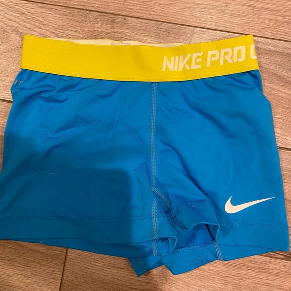 Nikes pros